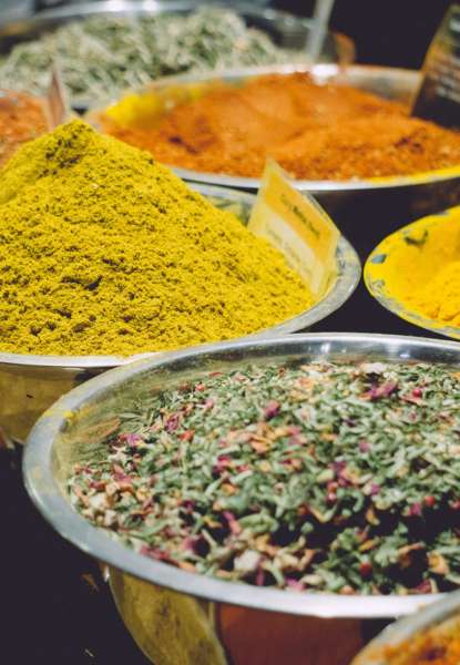 kounse Indian spices store kese karte hai ye samjha rehe hai post main
