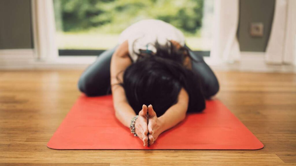 योग से वज़न कम करें