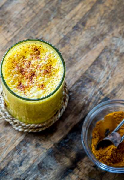 Immunity ke liye Haldi Doodh (Golden Milk) banane ka sahi tarika
