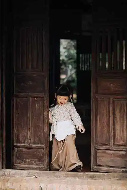 बच्चों को अच्छी आदतें कैसे सिखाएं